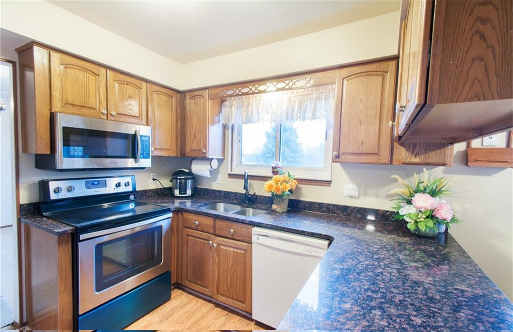 Homes for Sale in 36538 Saxony Rd, Farmington Livonia MI